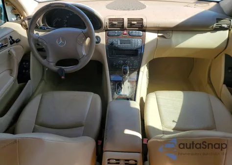 2003 Mercedes-Benz C 240 from USA, damaged, VIN WDBRF61J83A511128